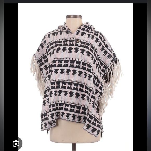 Thakoon Addition Black and White Geometric Print Poncho{8} - Picture 1 of 8